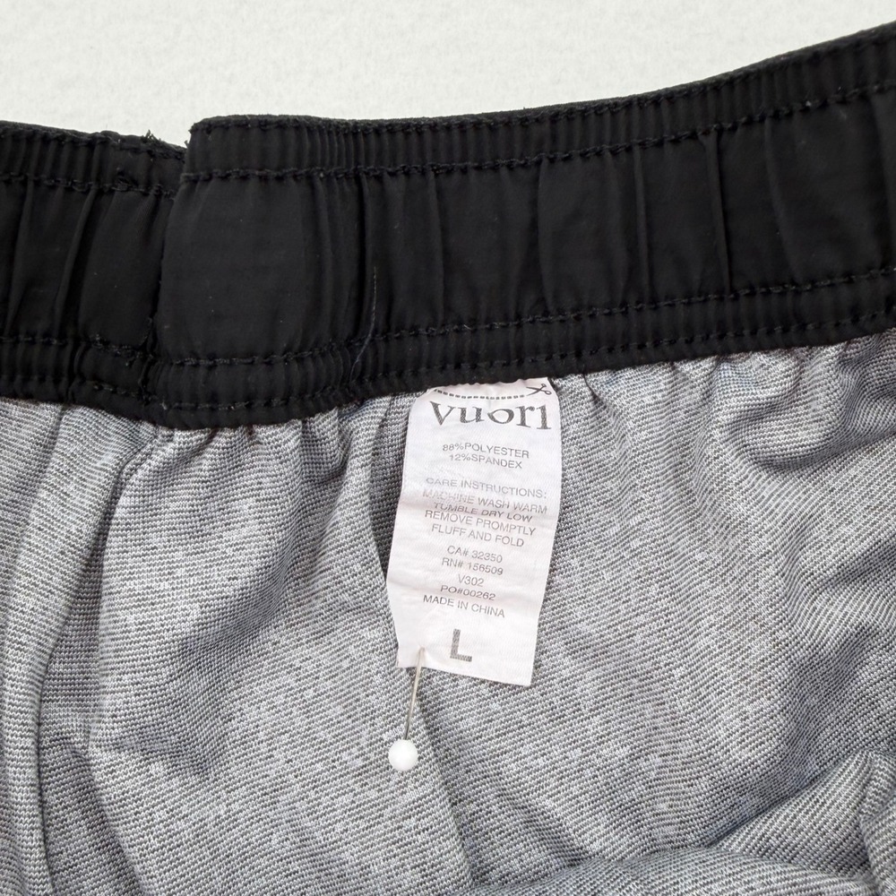 Vuori Kore Shorts Mens Large Black Active Athletic Lined - Picture 3 of 10